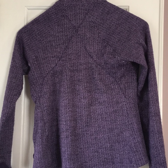 Lightweight purple herringbone zip up shell - Picture 2 of 8